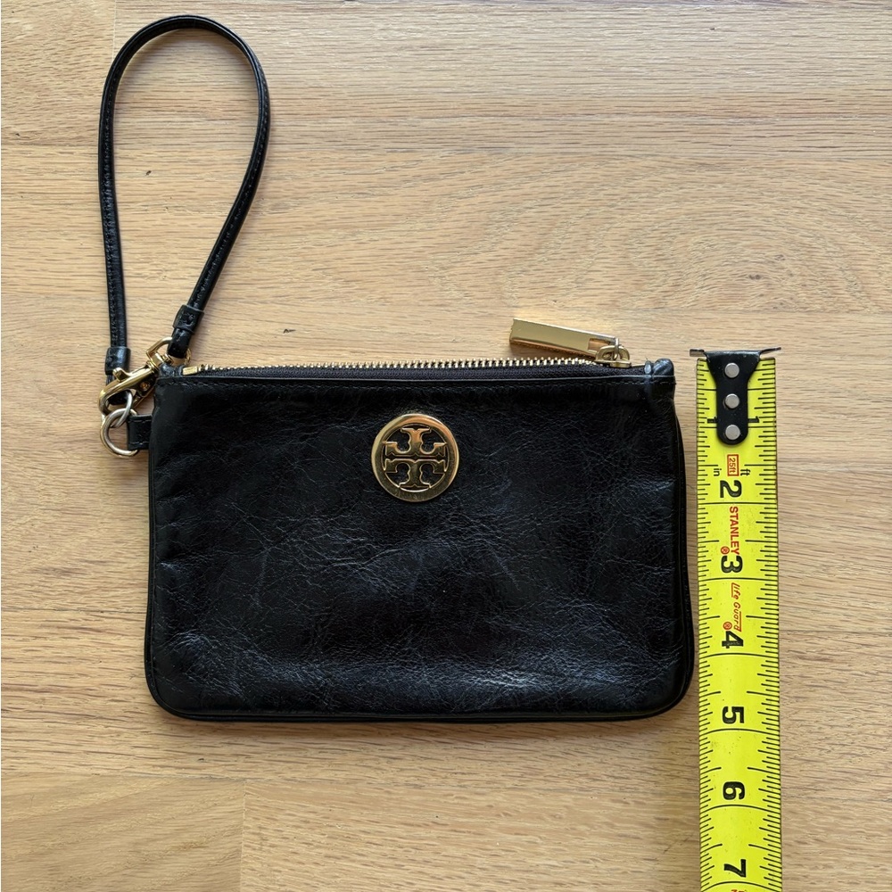 Authentic Tory Burch Wristlet - Picture 5 of 8